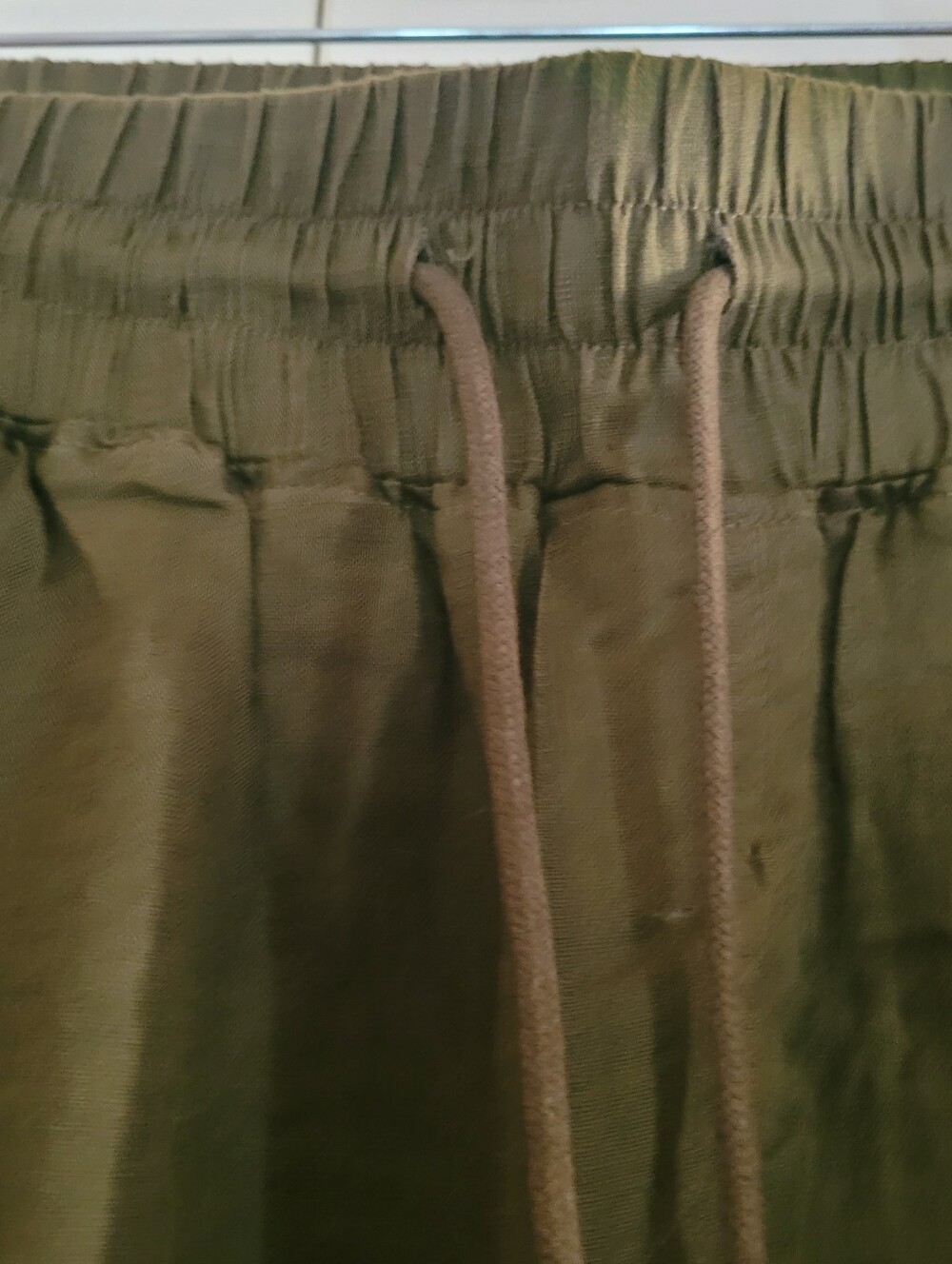 Quince Relaxed Olive Drawstring Linen Blend Pants. Never Worn. - Picture 3 of 7